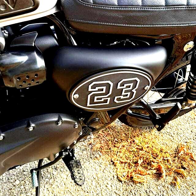 Custom Side Cover Triumph Street Scrambler 900 (2017–2020) – Plug & Play ABS Panel – Motorcycle Custom Part