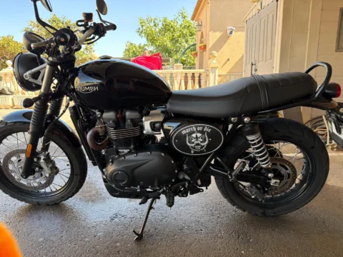 Triumph Scrambler 900 custom motorcycle — March or Die