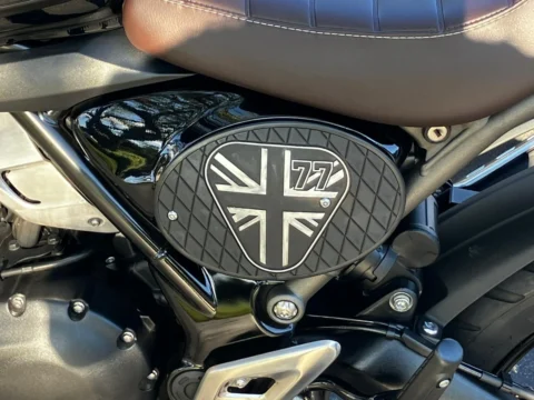 LMC Side Panel — Close Fit