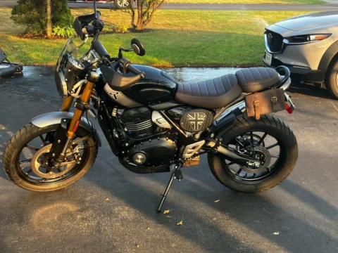 Triumph Scrambler 400 X customer build