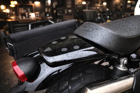 Luggage Rack Delete Kit — Installed Detail
