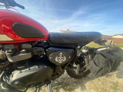 Triumph Scrambler 900 — Side Detail