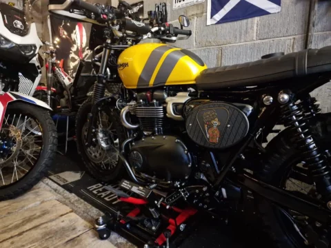 Triumph Scrambler — Custom Side Cover